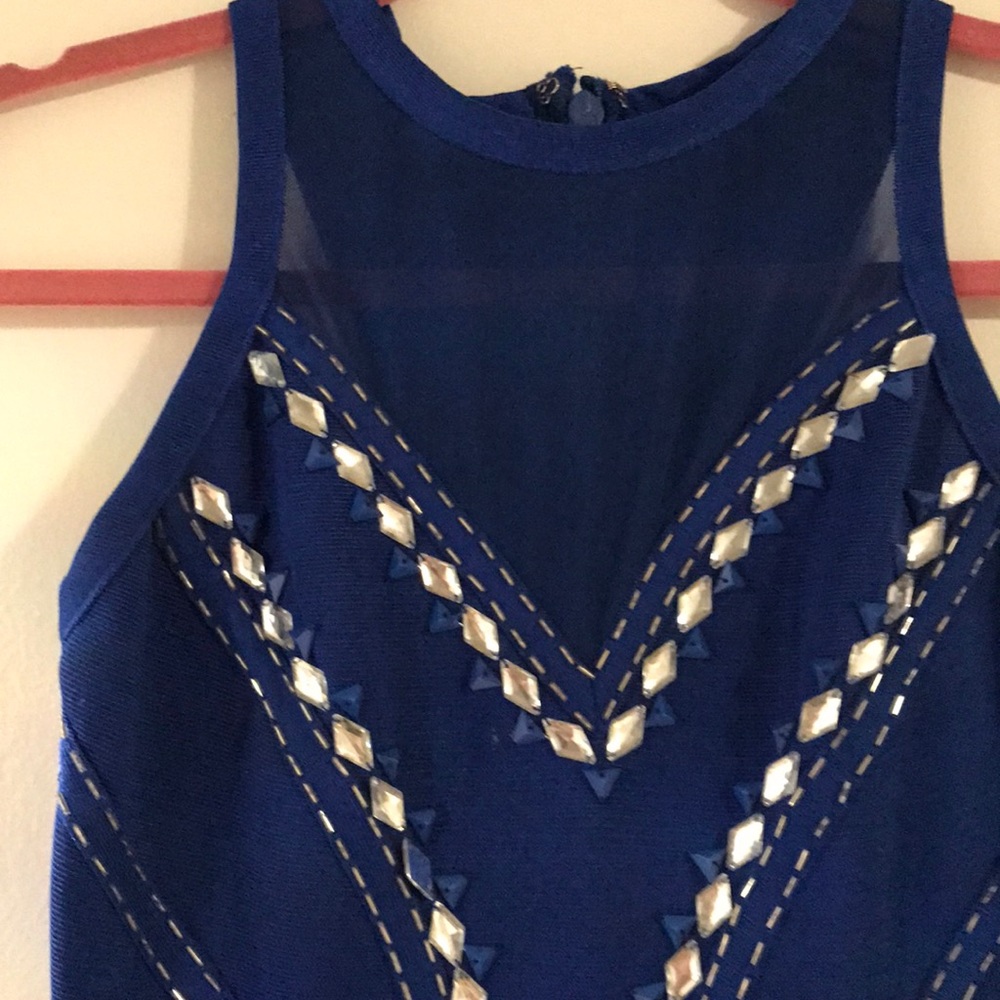 Dress - Picture 2 of 5